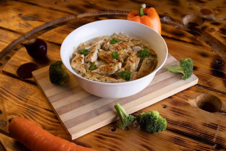 chicken and vegetable pasta